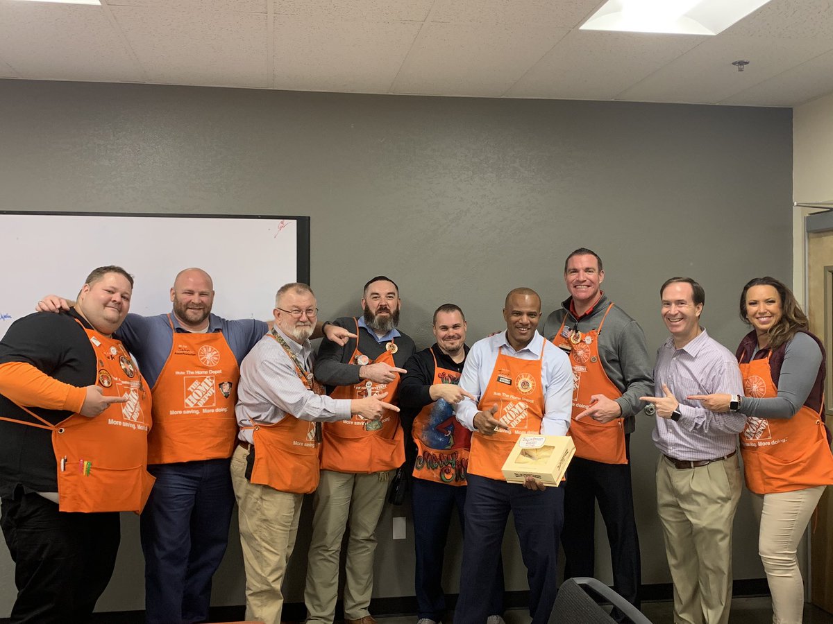 Happy birthday I one of the best bosses we could ask for!!! Hope you had a wonderful day <a href="/LewisHom/">Jimmy Lewis</a> and glad we got to spend it with you! <a href="/RushClay/">Clay Rush</a> <a href="/gullatt_hd/">Wesley.Gullatt-HD</a> @6817hd <a href="/JerrySayles6817/">Jerry Sayles</a> <a href="/matherchaney/">Mather Chaney</a>