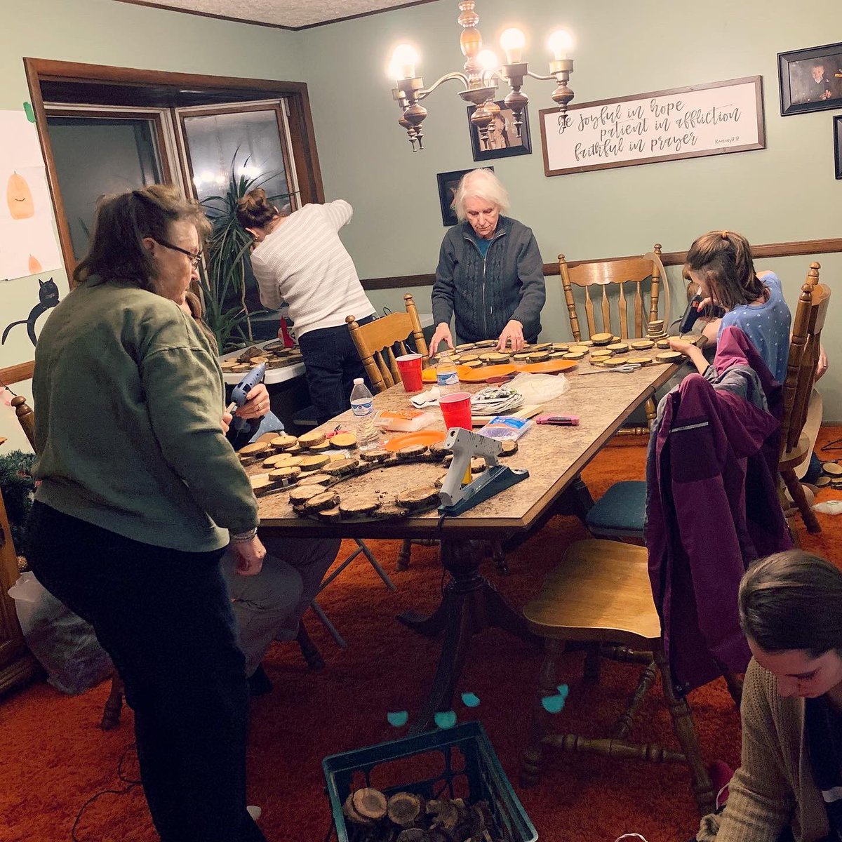 wellsburgchurch's tweet photo. Some of the ladies from church and their friends got together tonight to make wreaths with wood cut by Ken Prager. Always a joy to see such fun fellowship between sisters in Christ and their friends.
#churchfamily #Bible #faith #OhioValley #Wellsburg #WestVirginia #churchofChrist https://t.co/GTBSZiu1AW