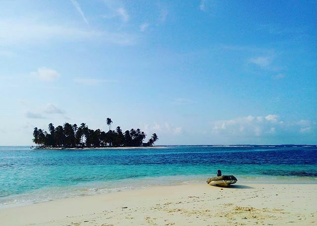 WinfliSailtrip's tweet photo. Un buen lugar donde empezar un buen año... #sanblasislands #sailboat #viajarenvelero #sailingtrip #islasparadisiacas #navidad #christmas #newyear2020 #winflisailtrip #bestholidays #panamatrip #quehaypahoy #wildpanama #oceanlovers #sailingretreats #sailin… https://t.co/roBoO38TUq https://t.co/XCCjKuxzGw