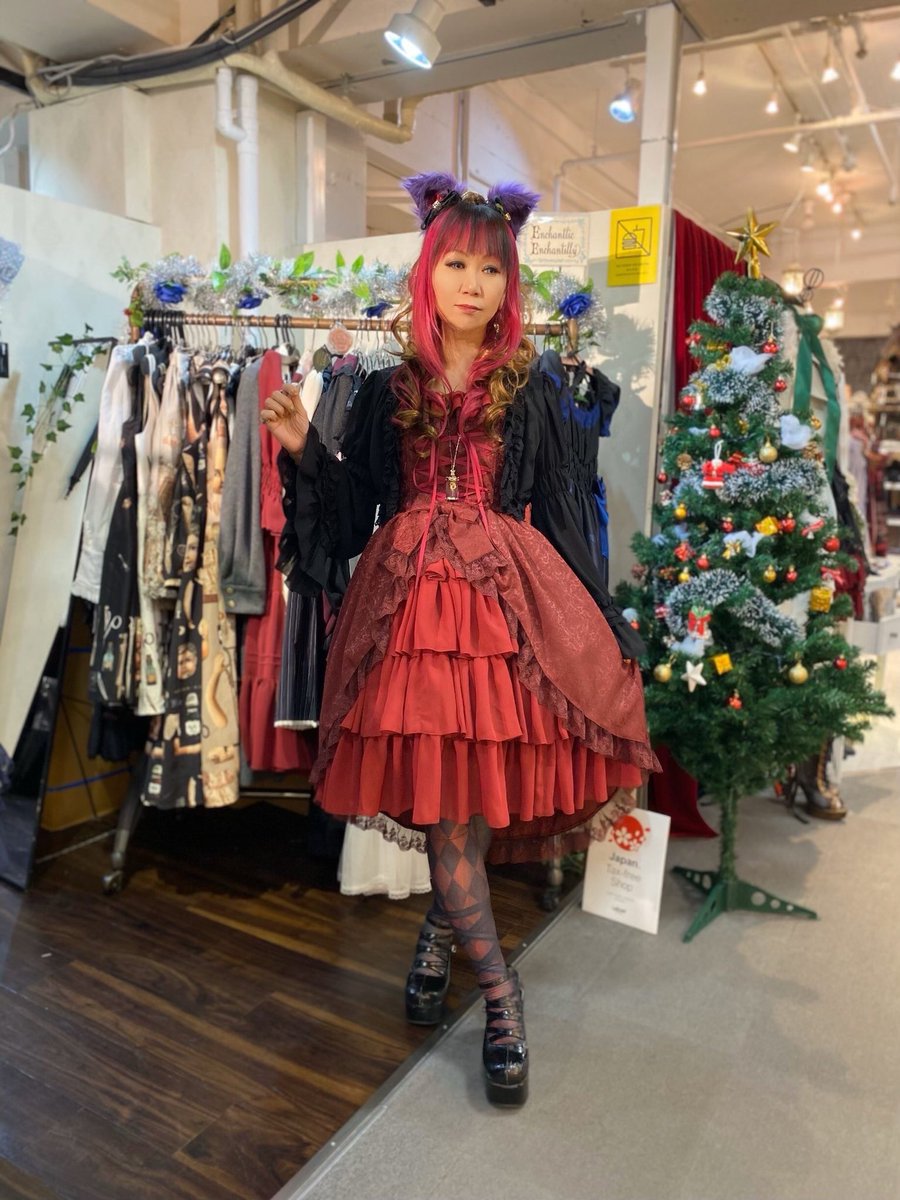 🌹新作情報🌹 【ATELIER PIERROT】 フィッシュテールジャンパー