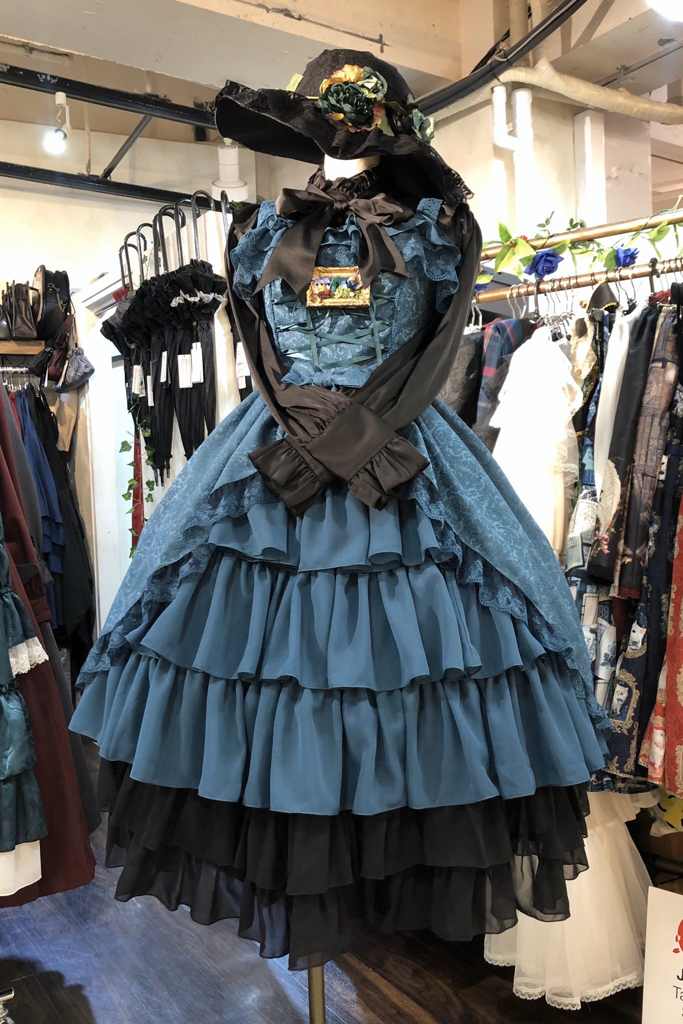 ATELIER-PIERROT on X: ATELIER-PIERROT on X: