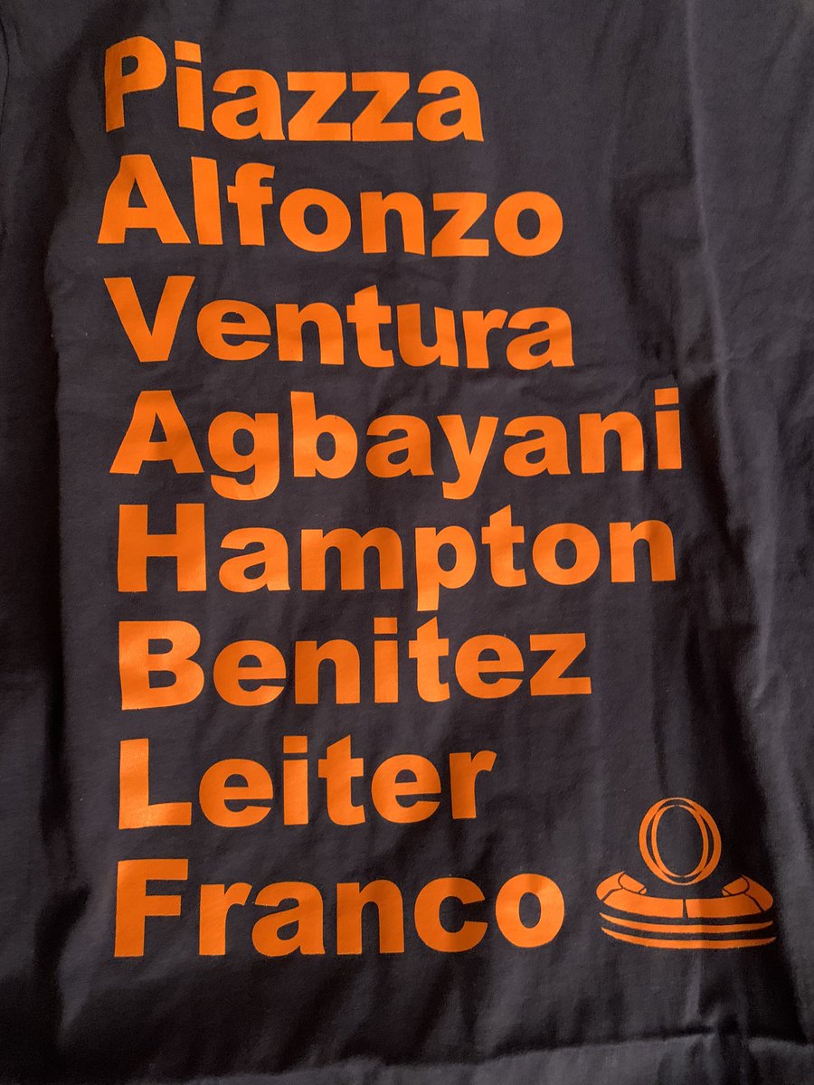 StephonPJohnson's tweet photo. Loving these new t-shirts. Shout out to @KnicksOmniFan. #94Knicks #94Rangers #2000Mets https://t.co/RjQWjvfabH
