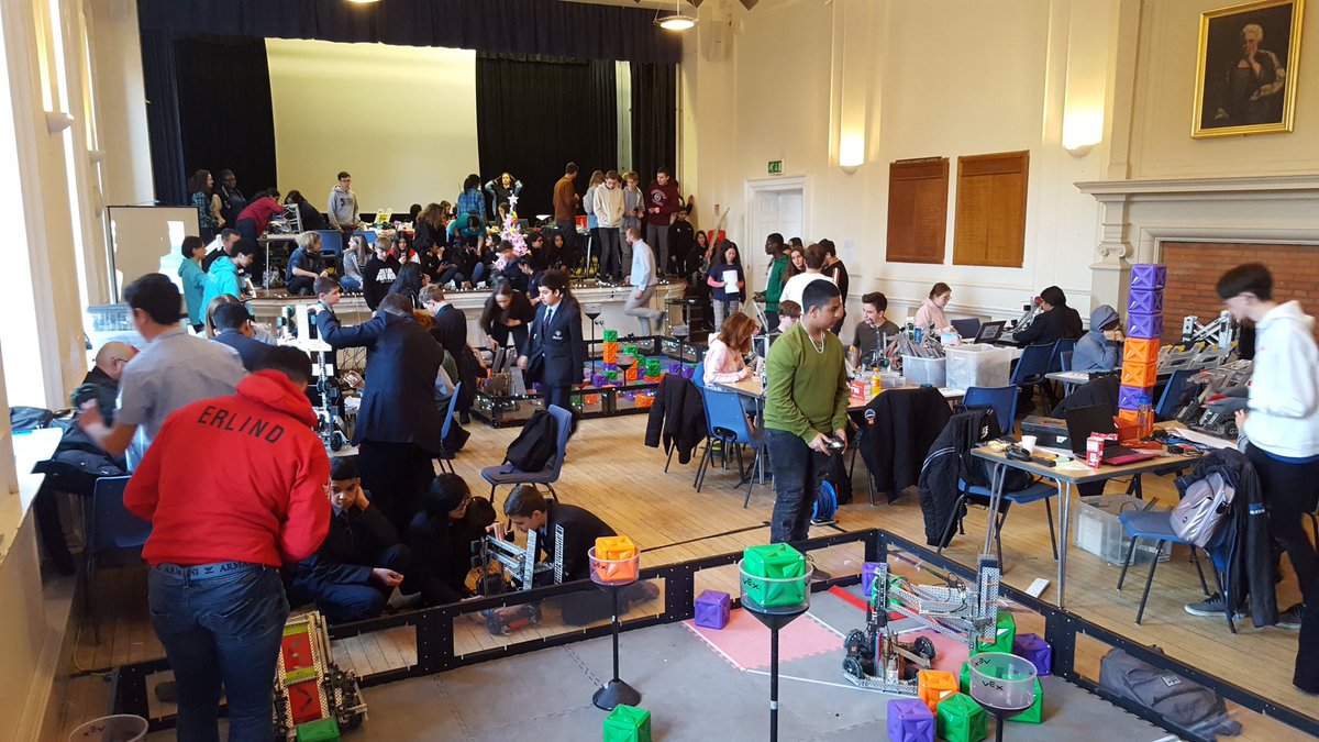 Early days at the HBS vex regional today <a href="/johnwarnersch/">The John Warner School</a>