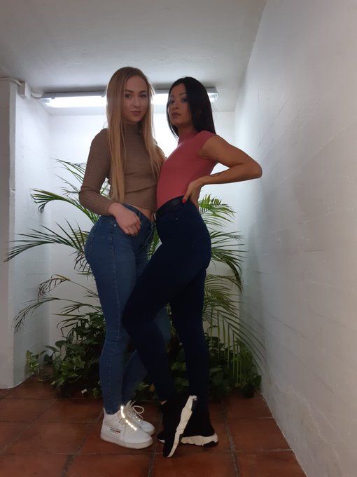 Watch Jenny Wild 🔞🔞's leaked NSFW photo on TwXstars