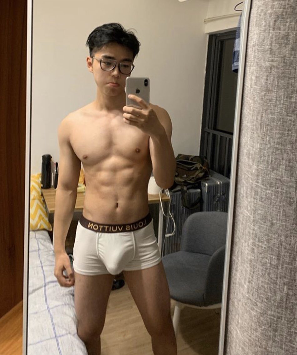 theshabar's tweet photo. หน้าใสๆ แบบนี้ ~ 🍌🍆 ใหญ่ใช่เล่นนะยูว์ 💦😊 ll ig : 3daoge #เสพติดผู้ชาย @theshabar2 https://t.co/Tl4QbpDA7b