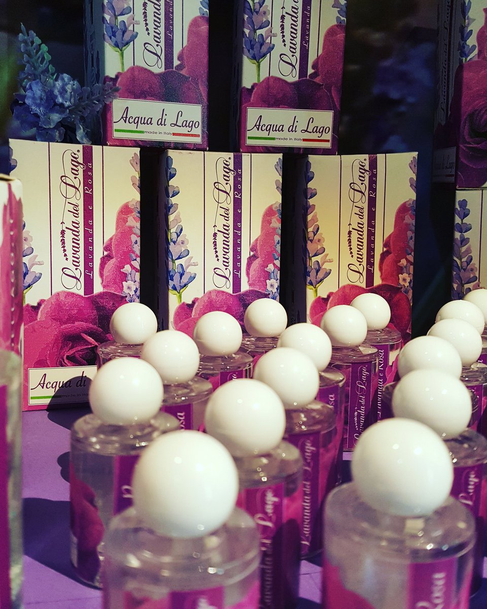 #ComerSee #cernobio #bellagio  #comolaketoday #ItalienischeKosmetik #lugano #chiasso #путешествиепоиталии #porfume #porfumo #Parfüm #como #italien #озерокомо #comotoday #comocity #comolife #lagodicomo #comocentro #comoshop #шоппинг #comolake🇮🇹 #comoitalia #comonight #comotoday