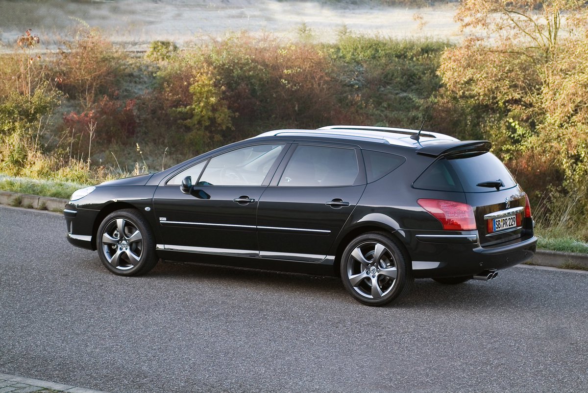 #WagonWednesday - Let’s see those @Peugeot load-luggers! Post a photo of your #Peugeot #StationWagon, #Estate, #Break, #PeopleCarrier, #MPV and #SUV and tag us in using the #Hashtag #PSCUK and @PSCUK_.