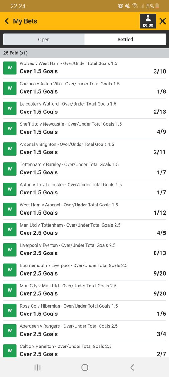 WHIPSHEE's tweet photo. This has happened to me a few times in the last couple months. Literally one goal away on huge accas.  This 25 fold bad boy was worth 3.4K from a fuckin' fiver!!  Fuck it, I'll get it next time! 😎

#betfair #acca #25fold #1goal #PremierLeague #ScottishPremiership ⚽️🥅 https://t.co/Div74Ffkmi