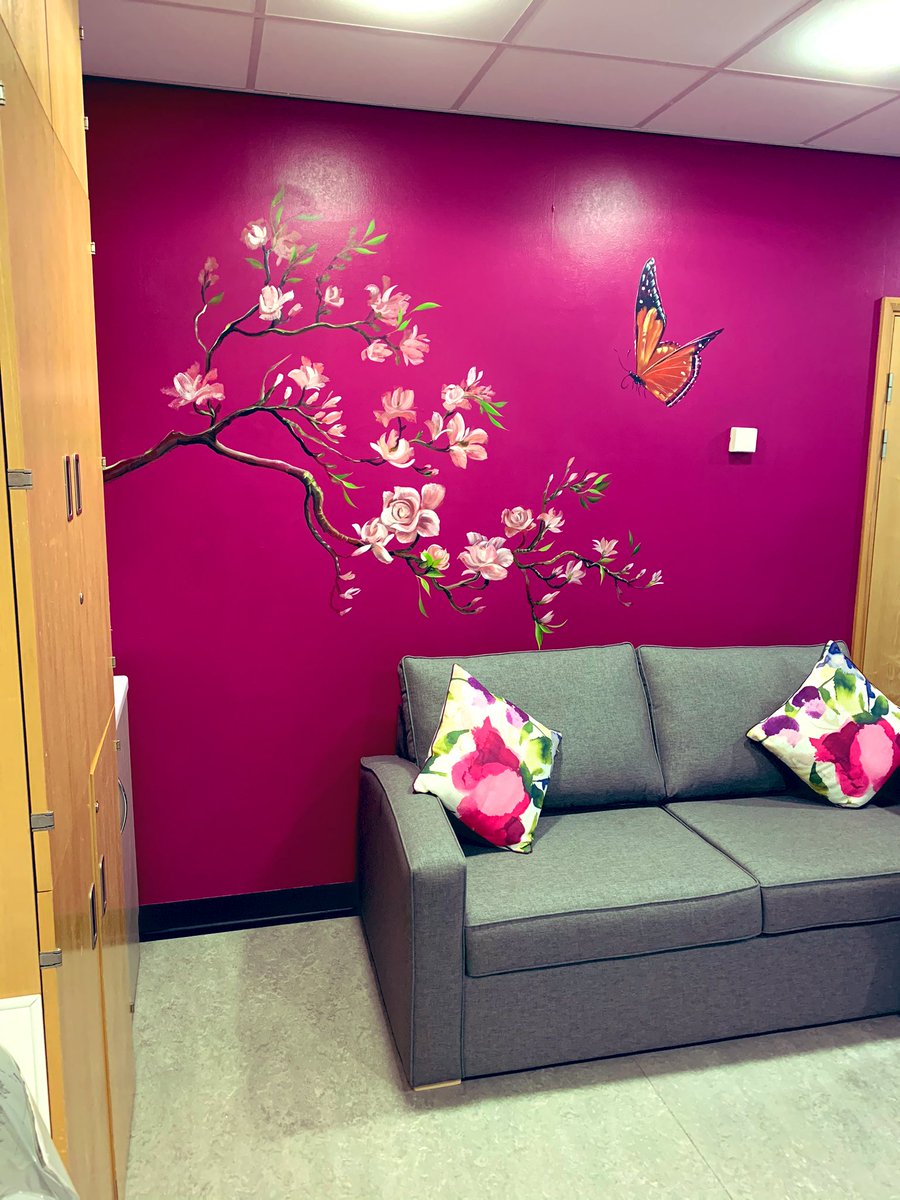 STSFTrust's tweet photo. It’s beginning to look a lot like Christmas at our midwifery-led birthing centre at #STDH Expecting a baby? Why not come visit and see it for yourself. Contact the team on 0191 4041033 #FestiveBabies https://t.co/dxjg9nL5wF