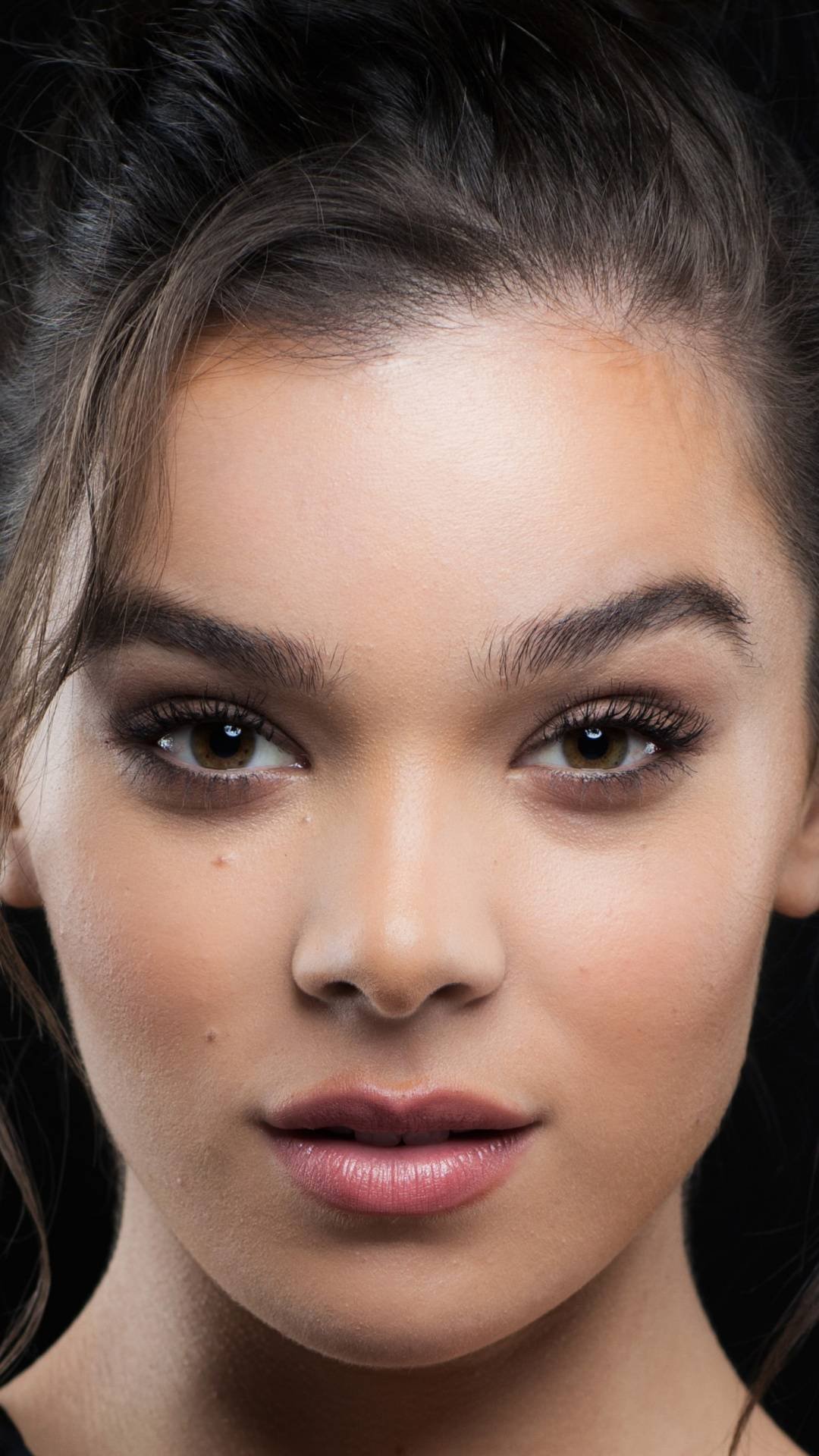 Happy 23rd Birthday to the insanely gorgeous Hailee Steinfeld.  