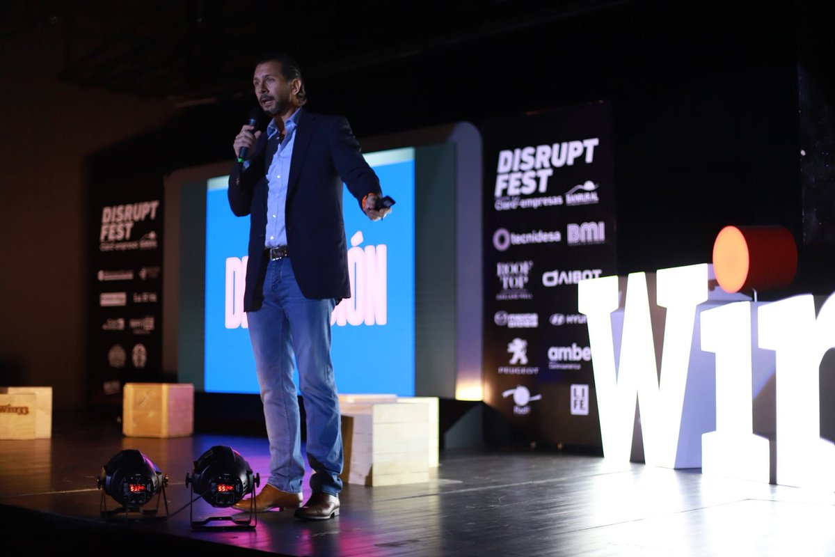 WinGuatemala's tweet photo. Algunas fotos de nuestro main event del cierre de #DisruptFest2019 ¡No te pierdas el próximo! @RevistaWin #DisruptFest https://t.co/aT93Pedx0P