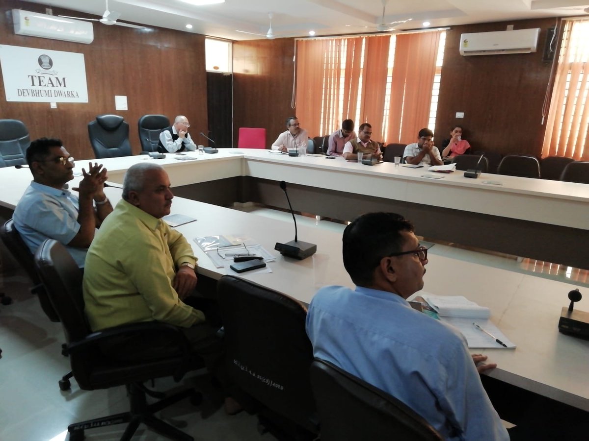 gcsra's tweet photo. #GCSRA, with the support of DC office, Devbhoomi Dwarka, organized a #Brainstorming session on #CSR with companies from #devbhoomidwarka on 10.12.2019. The session was chaired by Dr. Narander Kumar Meena, IAS, District Collector, Devbhoomi Dwarka. https://t.co/UJqQBdbkB7