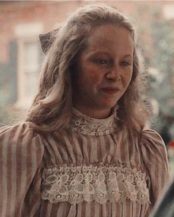 unkillabebeth's tweet photo. We need these three beautiful ladies back on #AnneWithAnE #renewannewithane there storys are not over there still more to tell i want to see more of them we all do plz #bringannehome #SaveAnneWithAnE https://t.co/q2yj2BYqzu