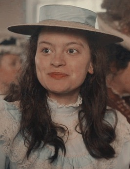unkillabebeth's tweet photo. We need these three beautiful ladies back on #AnneWithAnE #renewannewithane there storys are not over there still more to tell i want to see more of them we all do plz #bringannehome #SaveAnneWithAnE https://t.co/q2yj2BYqzu