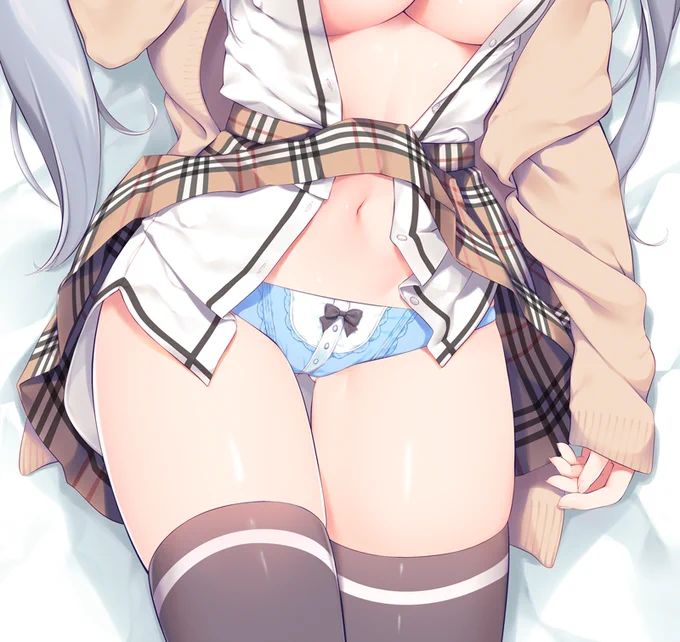 すべすべのおなか アリス風ぱんつ 