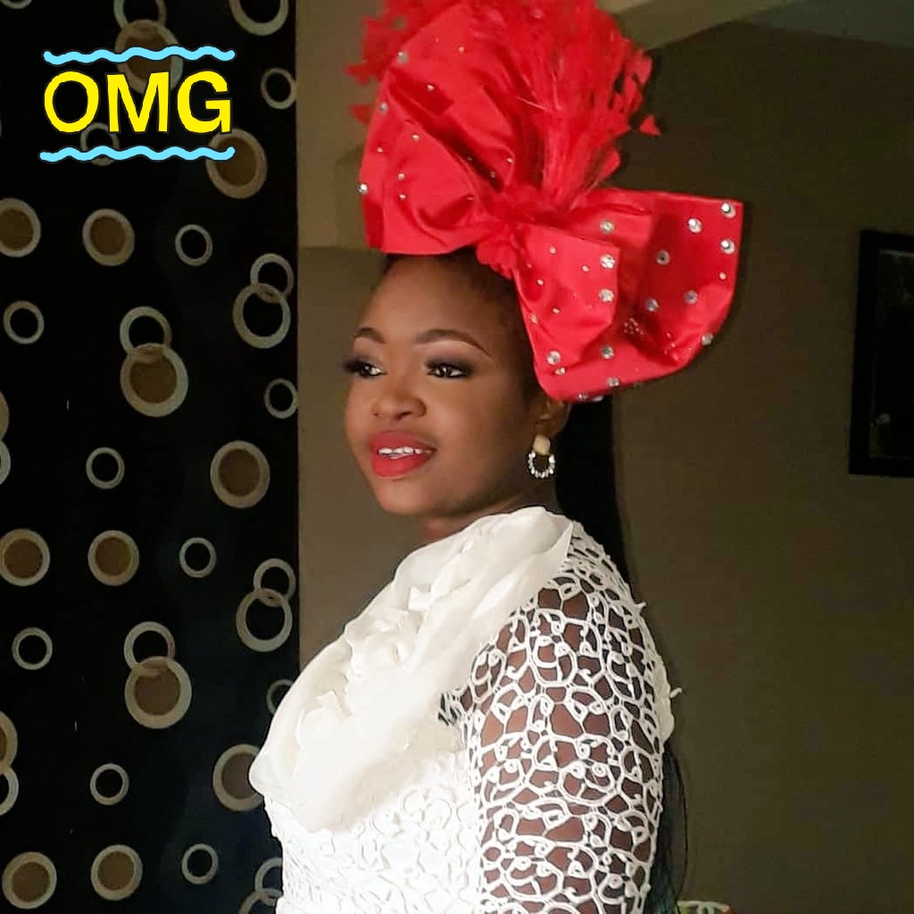 Gracecrafties1's tweet photo. Satisfied clients
Book for your Christmas fascinator.
#Christmasshopping #christmasgifts #Reds #UniqueGifts https://t.co/pxCz7y0Mkv