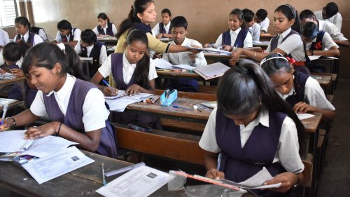 educationtimes's tweet image. Around 6 lakh students to appear for #BasicMathematics in class X #board exam. Read more at bit.ly/2YAE02w
#Mathematics #Math #Boards2020 #CBSE