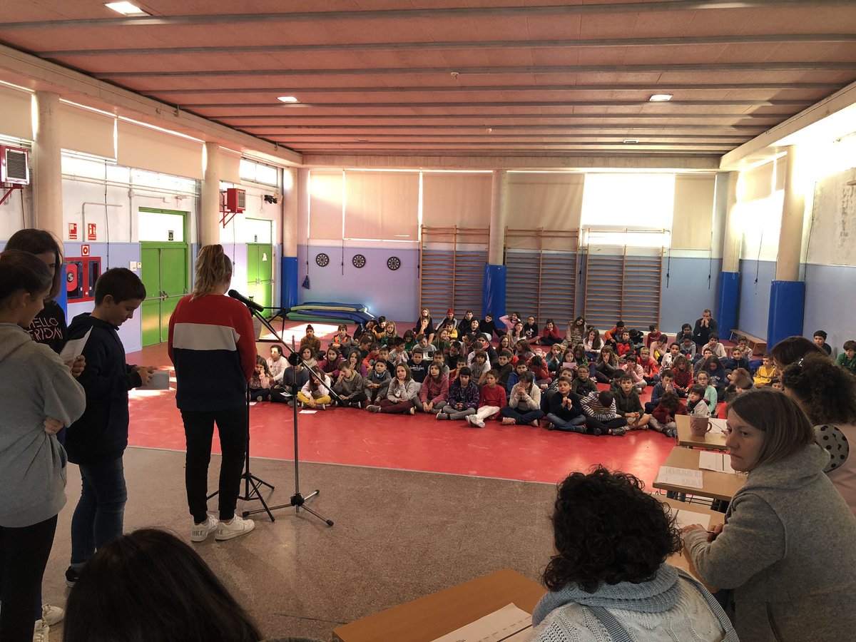 Escola Els Quatre Vents tweet media