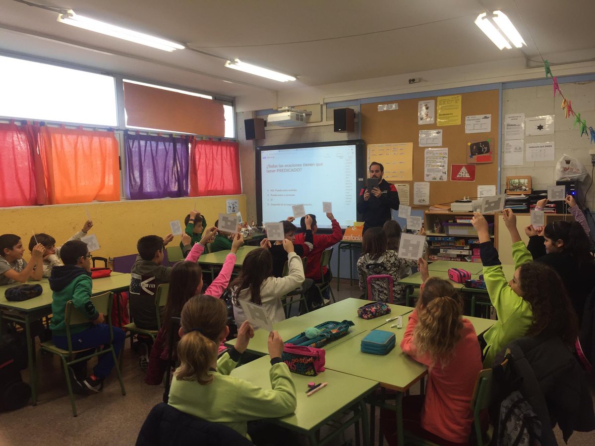 Escola Els Quatre Vents tweet media