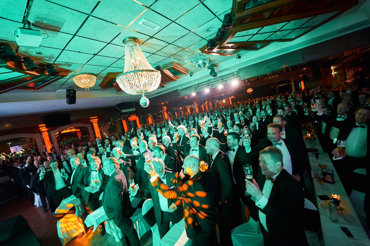 Een terugblik naar Special Sunday, een prachtig event. Waar o.a. Najib en Bonnie de tent op z’n kop hebben gezet!

📷 Melvin Winkeler

#evenement #entertainment #Oldenzaal #herenzitting