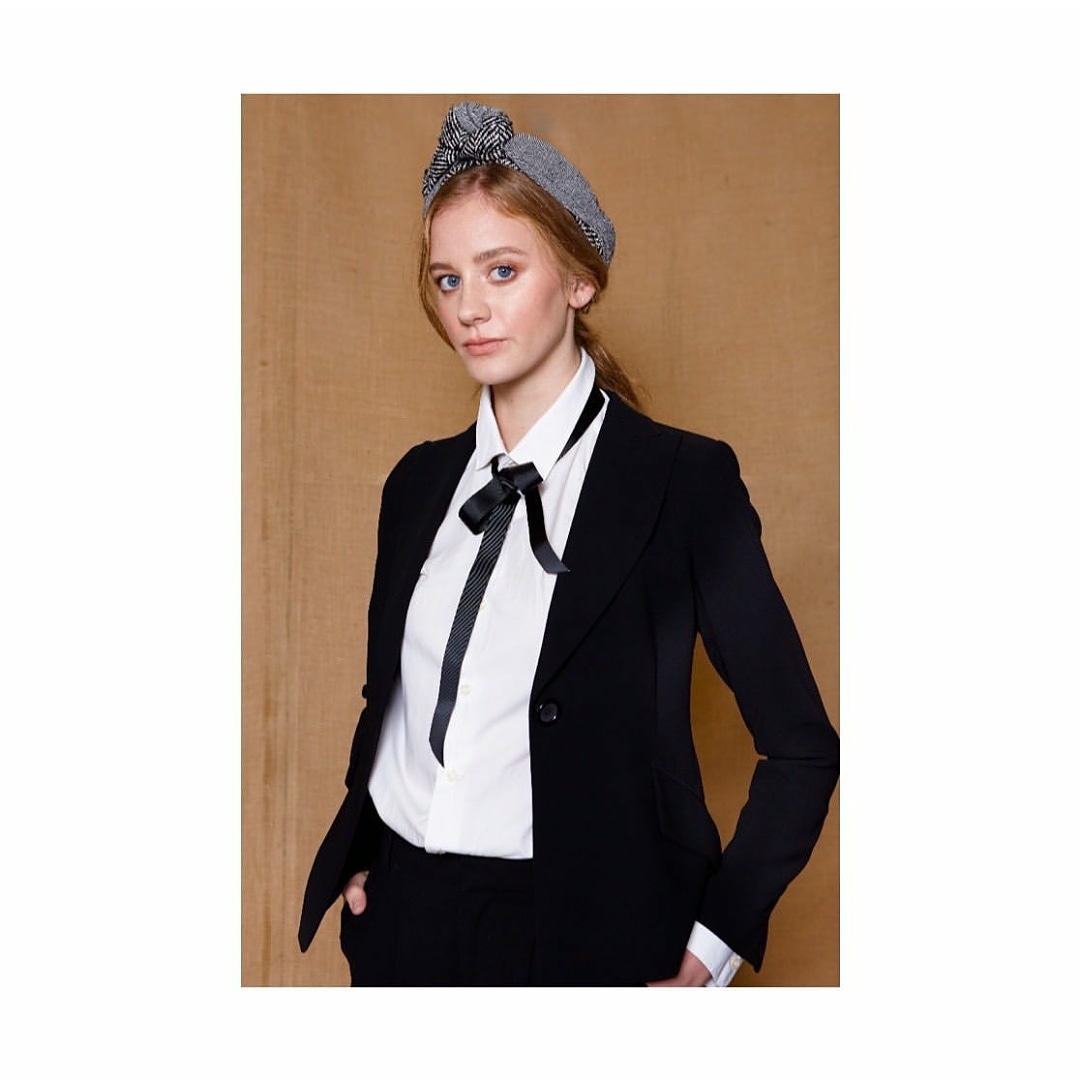 The 'Maggie' Headband from @faomillinery #milliner #irishmilliner #headband #faomillinery #irishdesign #CIFD
