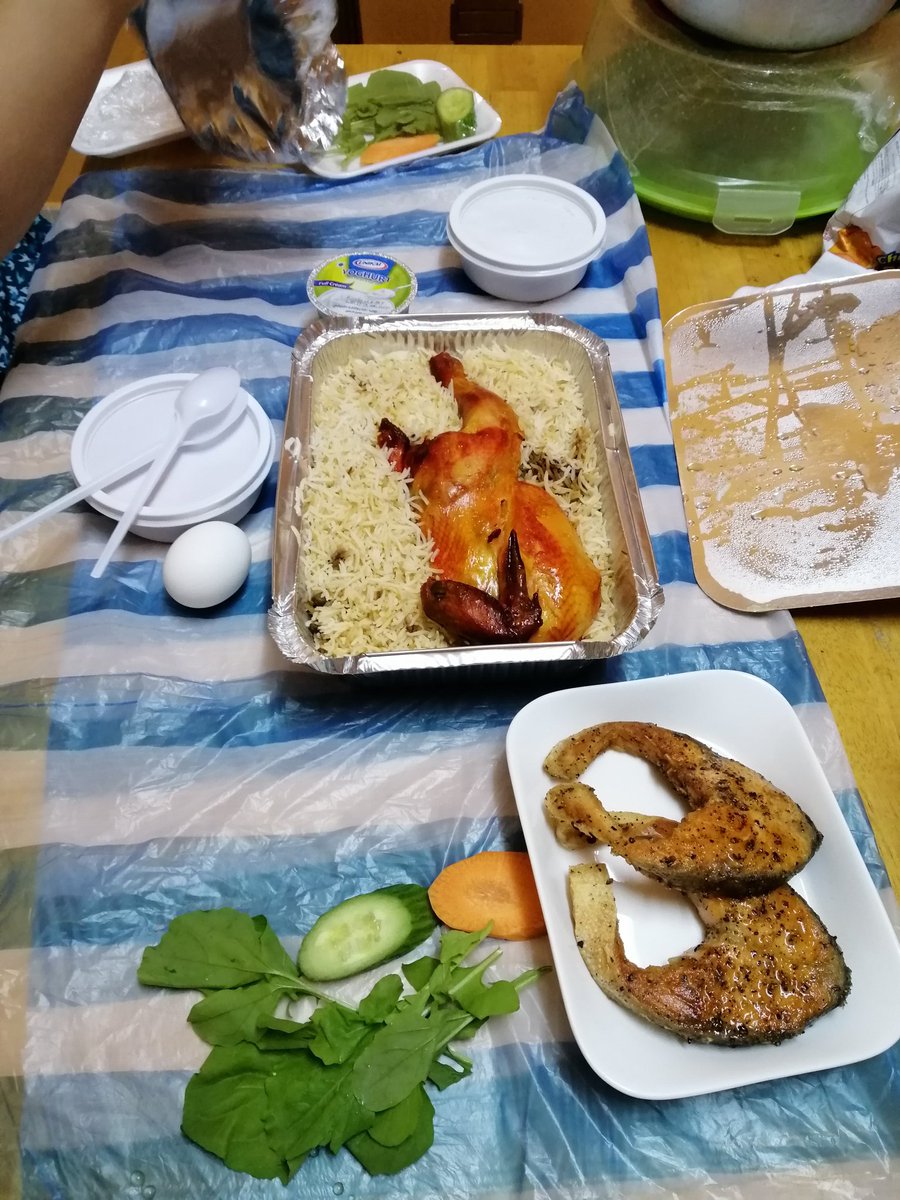 SabrosuBO's tweet photo. Chicken Mandi with salmon on the side 👌 https://t.co/JohTlVq99v