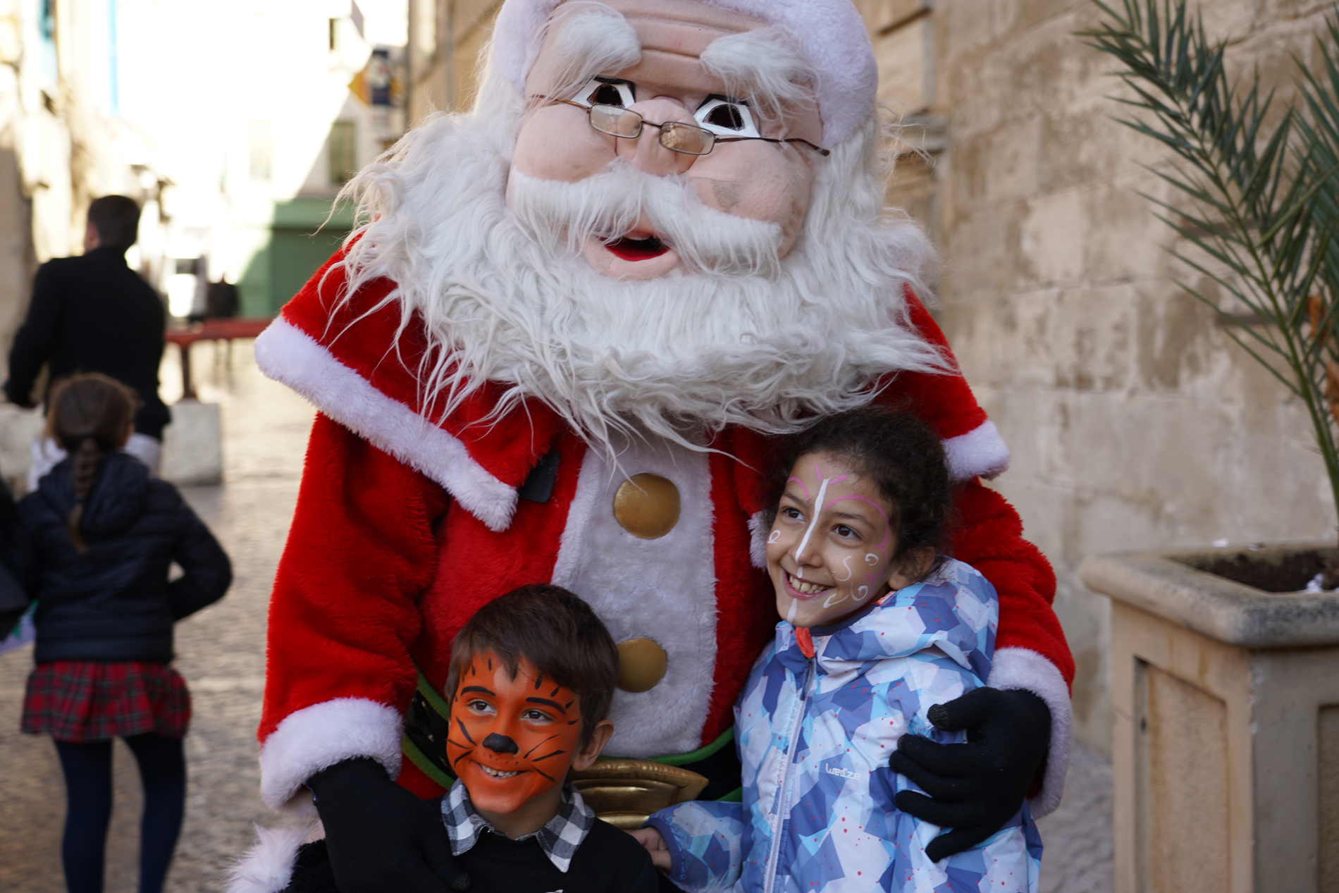 Mairie De Beaucaire On Twitter Marche De Noel De Beaucaire Quand La Magie Opere En Savoir Plus Https T Co Apdeeoakgr