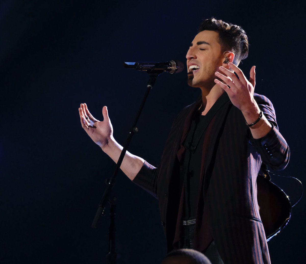 IamRickyDuran's tweet photo. WE MADE IT!!! I’m going to the Finale of @nbcthevoice!! Beyond grateful for all of my fans for getting me here.  This is truly a dream come true. 
#rickyduran #thevoice #season17 #teamrickyd #teamblake #blakeshelton #finale #top4 #finale https://t.co/ZwWtZSVx1A