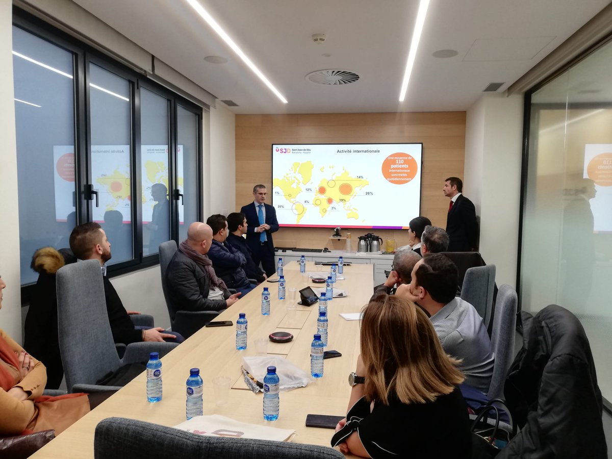 ICEX_'s tweet photo. Arranca la misión inversa de derivadores de pacientes argelinos a clínicas privadas españolas. La delegacion argelina (7 médicos,1 aseguradora,2 dtores clínicas) visita 14 clínicas en BCN, MAD, VAL, Benidorm, Alicante, Málaga y C. Real https://t.co/4eaclnYOYW #turismosanitario https://t.co/YqgXDmrezN