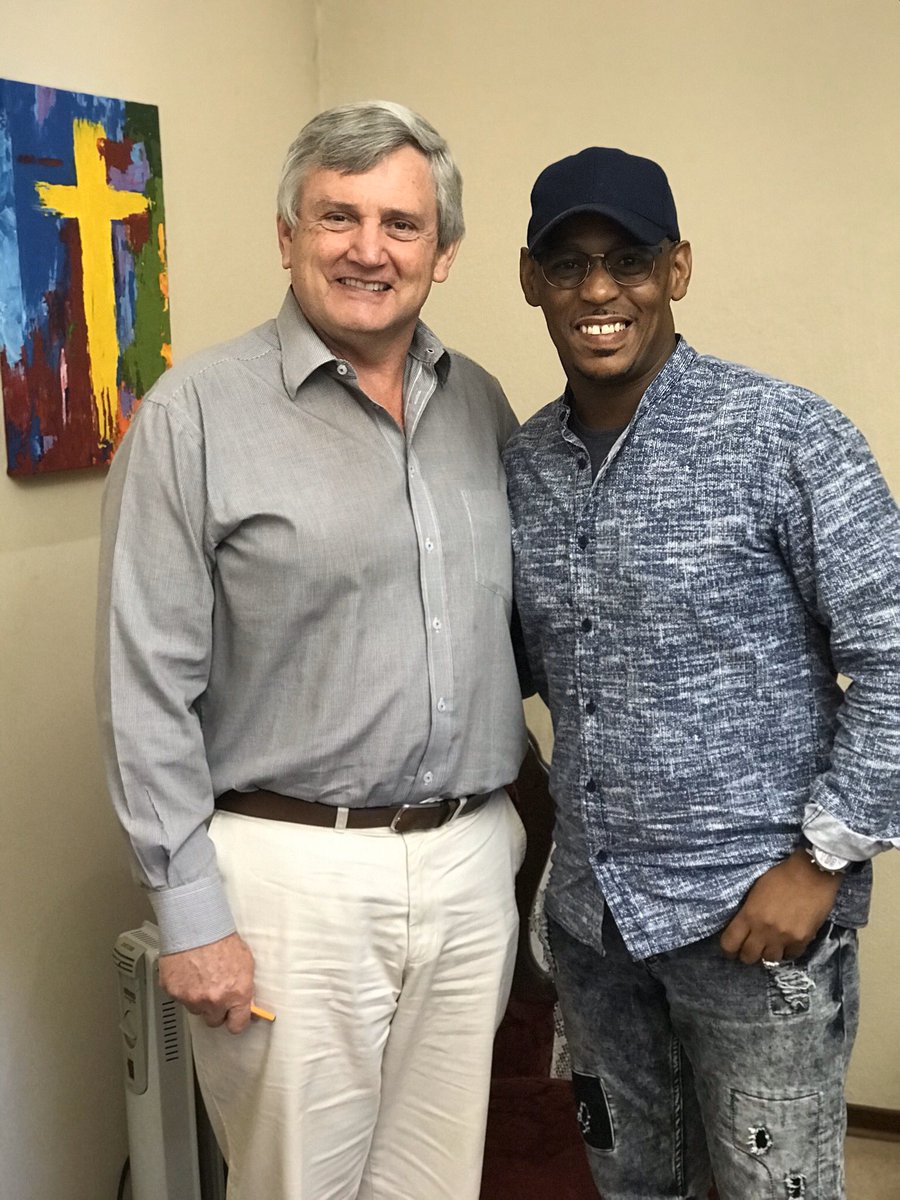 PstPDuncan's tweet photo. You’re Always ready to encourage others.. Who encourages you?
You correct others
Who corrects you?
You Pray for others.
Who Prays for you?
You need a mentor, especially since you’re one to others.
I thank God for the people He’s placed in my life.
#Mentorship
#FriendUp https://t.co/XvxOyK6ZIx