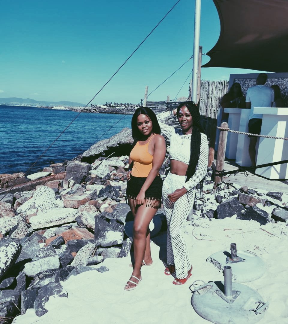 MapsMashigo's tweet photo. Reunited with my friend @Thobeka12789325 from Varsity. I've had so much fun with you. I can't wait for our breakthrough 😭😫 Here's to life baby 🥂💖💖💖💖💖💖💖💖💖💖💖💖💖💖💖💖💖💖

#COSMOSummer https://t.co/gQJEvpdUtc