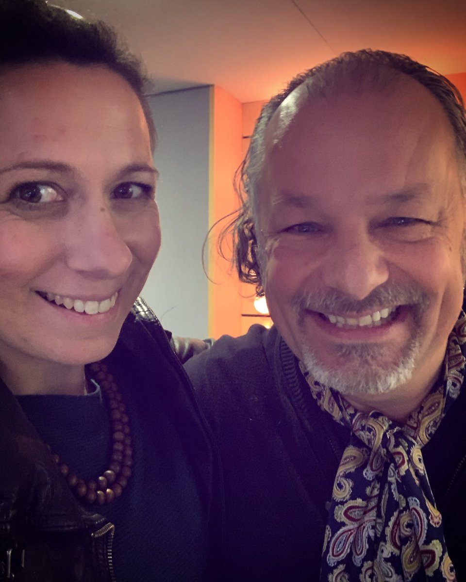 laura_drumquest's tweet photo. Great to meet & chat with legend session drummer / drum educator & @WaterboysMusic #drummer @ralphsalmins yesterday about all things #drums! Stay tuned for his #DrumQuest #MusicalMusings interview coming soon! π€©ππΌπ₯#whatmakesagooddrummer https://t.co/V8CaheW6XF