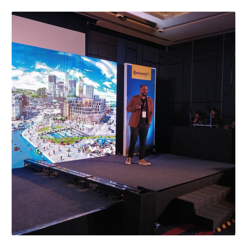 PepperIntComm's tweet photo. Flagging of #Continental's first #Fiction2Science #hackathon in #India 
Live from #Bengaluru https://t.co/v76di1asBk