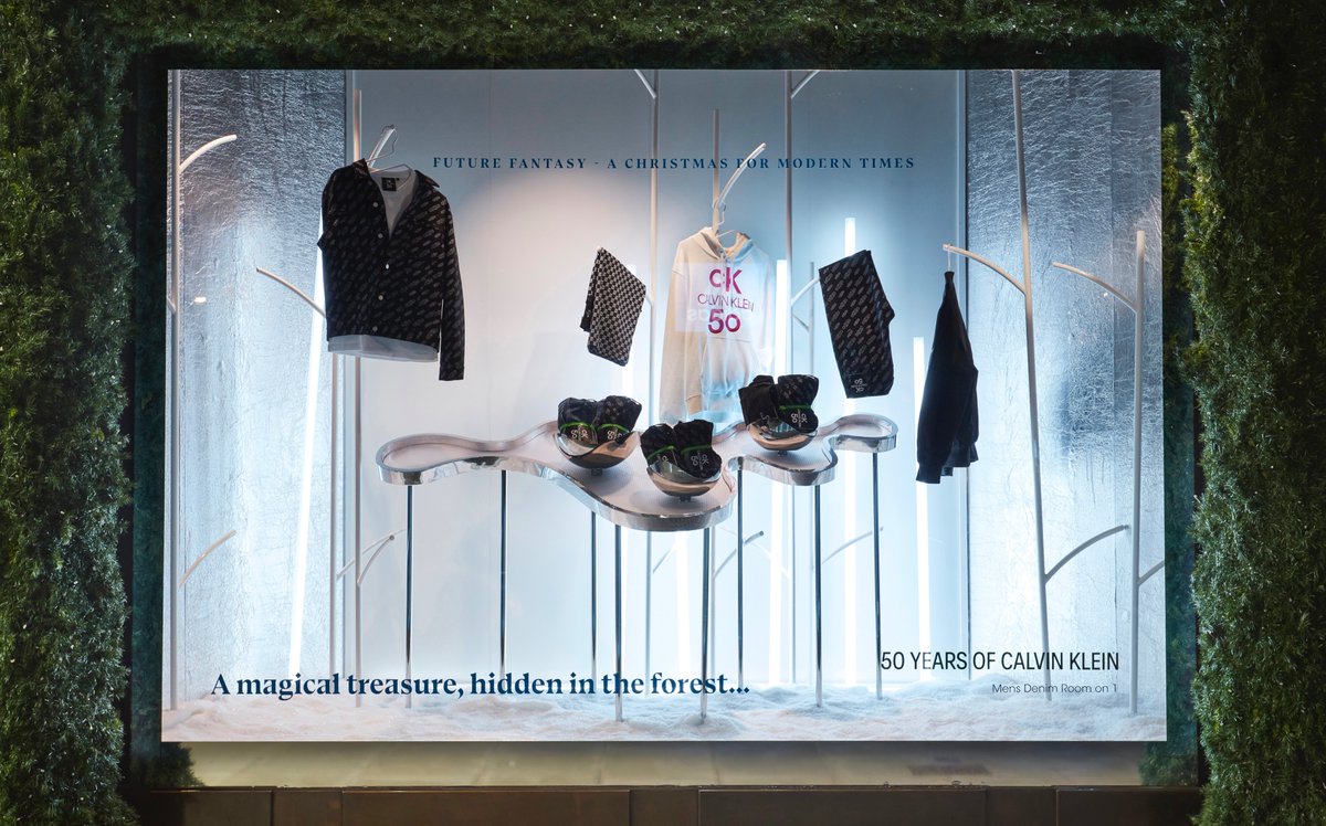 seenstudios_'s tweet photo. We kicked off the 2019 festive season by installing two Christmas displays in @Selfridges windows 10 &amp; 11 based on the theme ‘Future Fantasy’. The windows reimagined traditional fairy tales with a modern twist. Check out the windows whilst you’re doing your Christmas shopping! https://t.co/GxA7HiH6sv