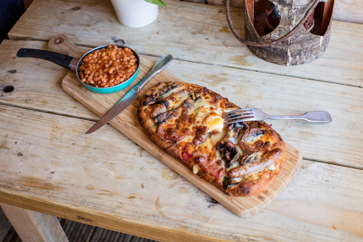 CharingworthUK's tweet photo. It's #NationalComfortFoodDay ... (not that we needed an excuse!) So go ahead, tuck into your favourite comfort food without feeling guilty!

Just don't forget the cutlery https://t.co/SUYbQpxn2V

#food #foodie #foodielove #foodies https://t.co/WejV72OQgX