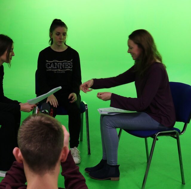 LucindaSinclai1's tweet photo. #BTS at the script read and rehearsal on location before filming ‘Pink Orange Red’ #shortfilm https://t.co/rbbZHH2lKp