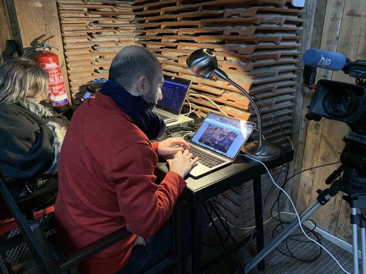 Curios to see how we reached the proof of concept of Use Case 2 Remote Production?
👉Read the story on our website: 5gmedia.eu/2019/12/10/5g-…
<a href="/5GPPP/">5GPPP</a> #MEDIA #broadcast #broadcasting <a href="/rtve/">RTVE</a> <a href="/IRTpresse/">IRT</a> <a href="/Gatv_ETSIT/">GATV - Universidad Politécnica de Madrid</a>