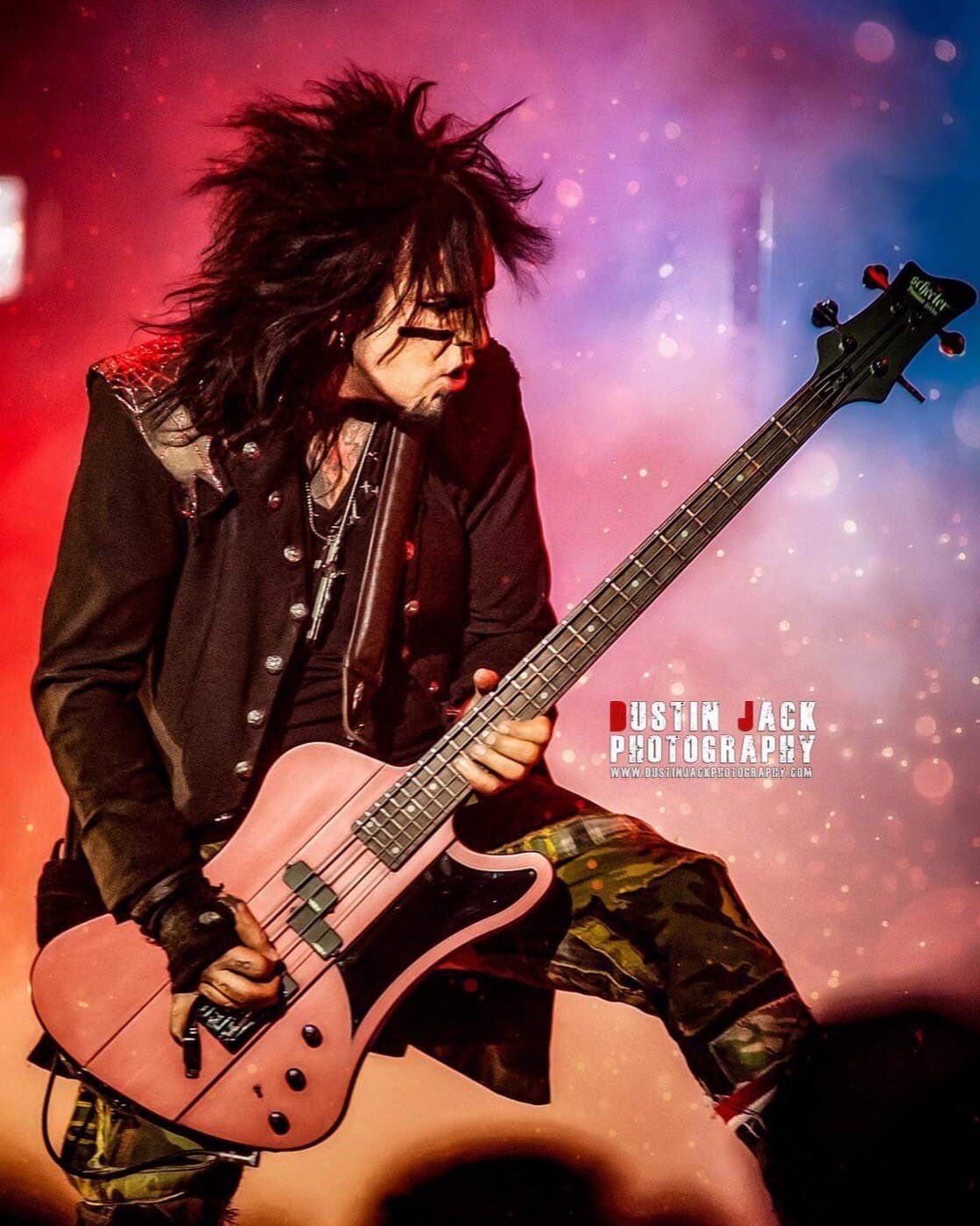 Happy Birthday Nikki Sixx !  