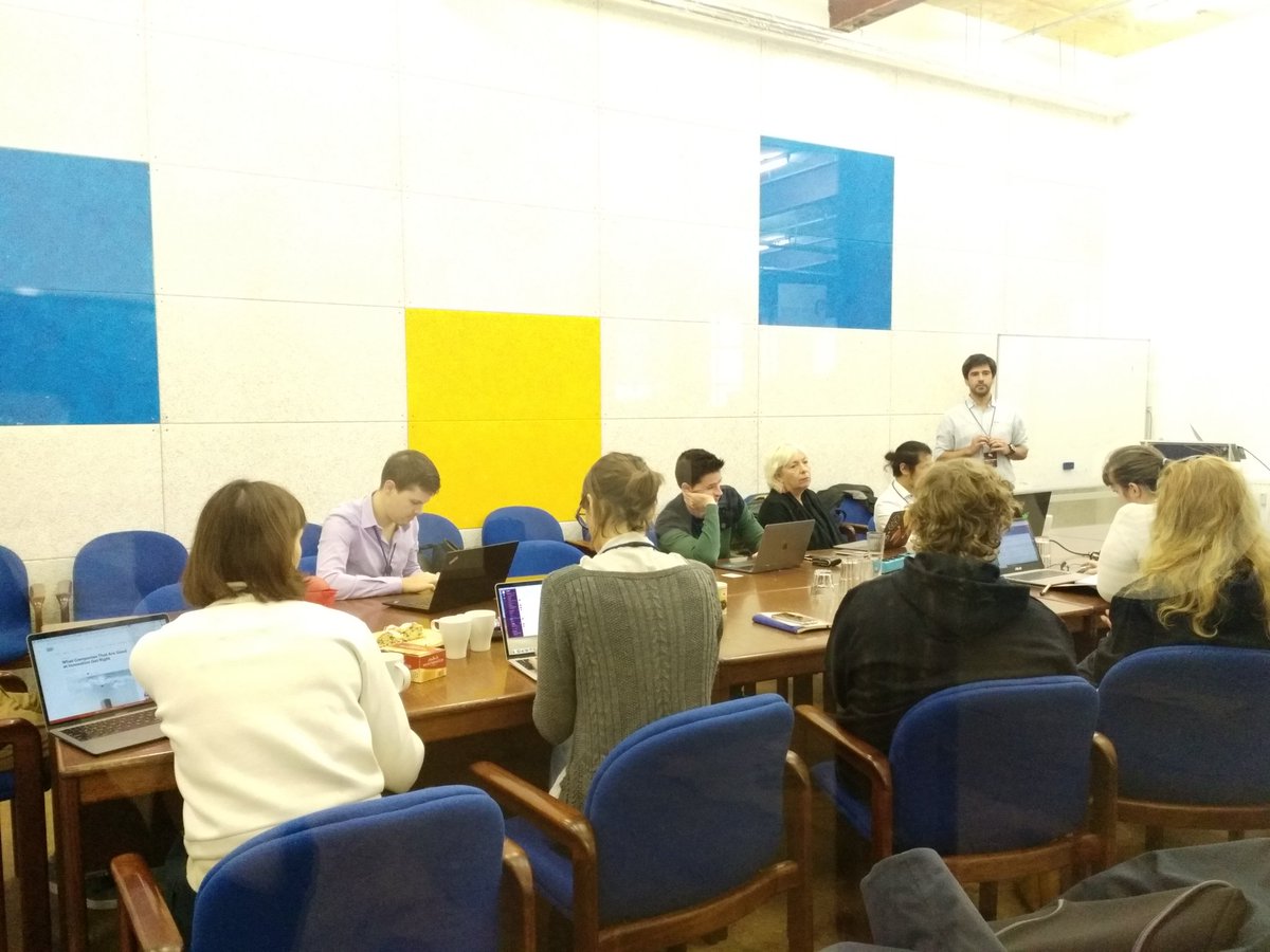 dmsaccelerator's tweet photo. WORKSHOP! @brpxco on How to prepare your pitch deck at our Unicorn Room. ๐
#DMSBootcamp https://t.co/c6mN5GA0WC
