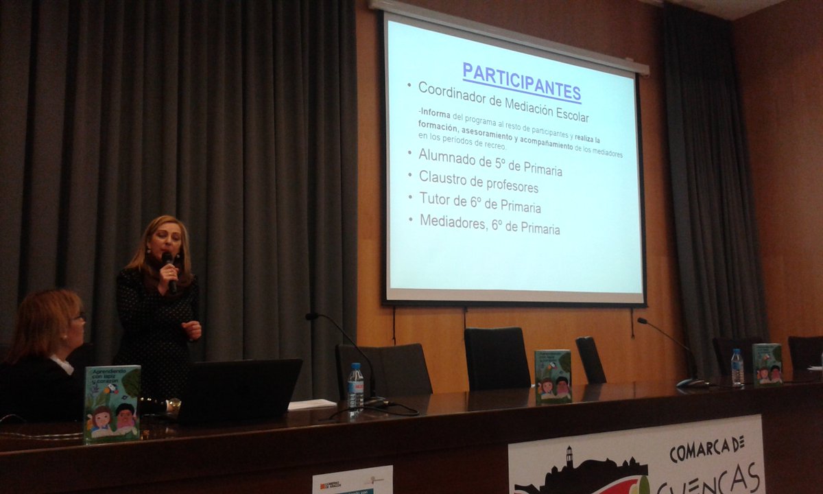 ETFUtrillas's tweet photo. @dgafprofesorado @TeruelConvive @CPAlcorisa @angelsanzbriz Maribel Navarro Beltrán del CEIP Villa de Utrillas nos presenta el Proceso de Mediación. Resolución de conflictos. II Jornadas de Difusión Teruel Convive. https://t.co/Hjc3YTAmgw