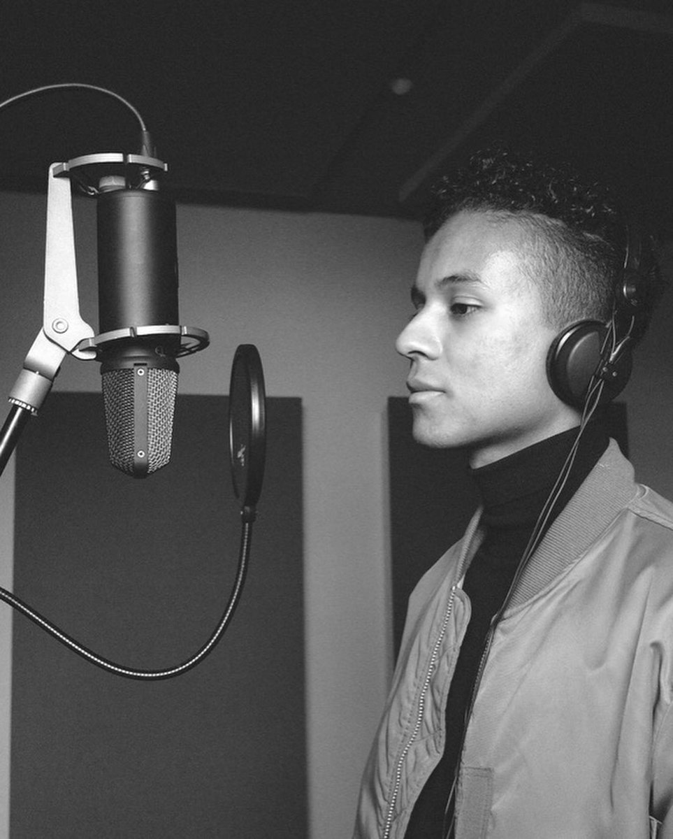 JaafarJFanClub's tweet photo. 📸: @JacksonSource • #JaafarJackson #JacksonSource https://t.co/hoKzGaT2kL