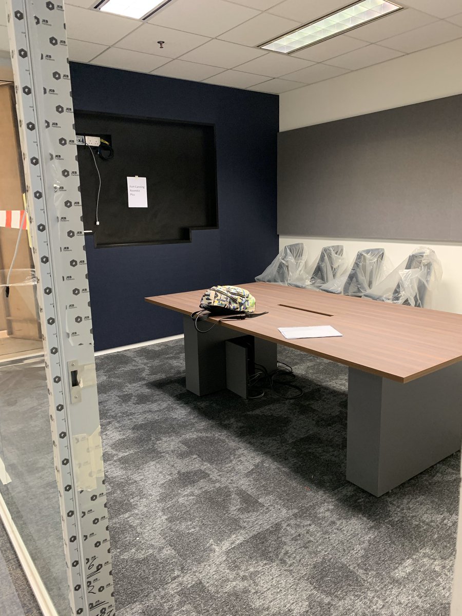 asing_chris's tweet photo. #anaplanlove we’re growing in Asia Pacific with phase 2 of Singapore’s expansion. A brief glimpse from behind the construction wall. Stay tuned to see the final product. https://t.co/KDHPBxzBC4