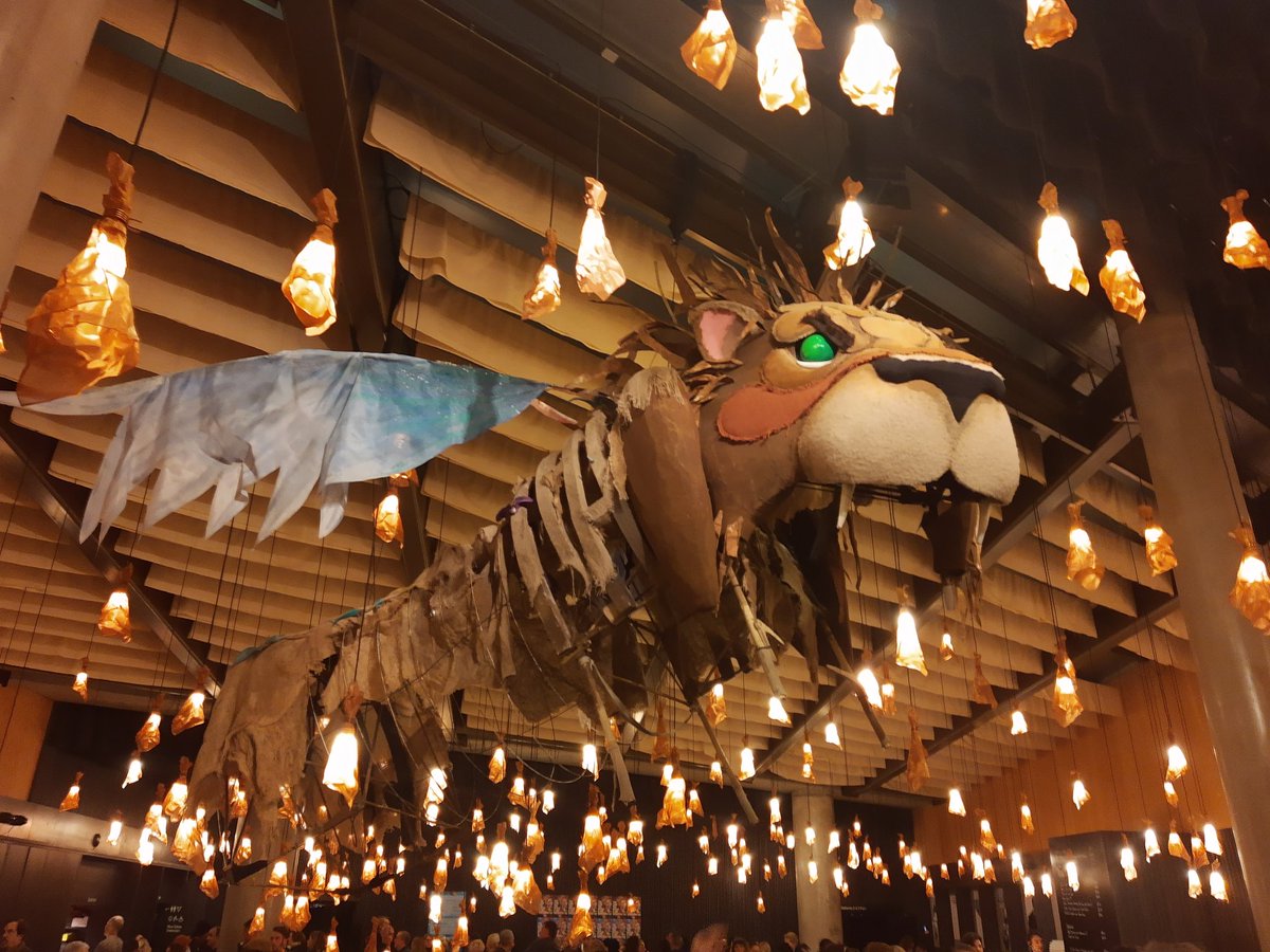 TubaRuss's tweet image. Loved, loved, loved "The Lion,The Witch &amp;amp; the wardrobe last night and as an added bonus bumped into Dawn Sievewright from @OurLadiesLDN who was lovely. It's a magical show and hugely recommended, especially for a family outing.