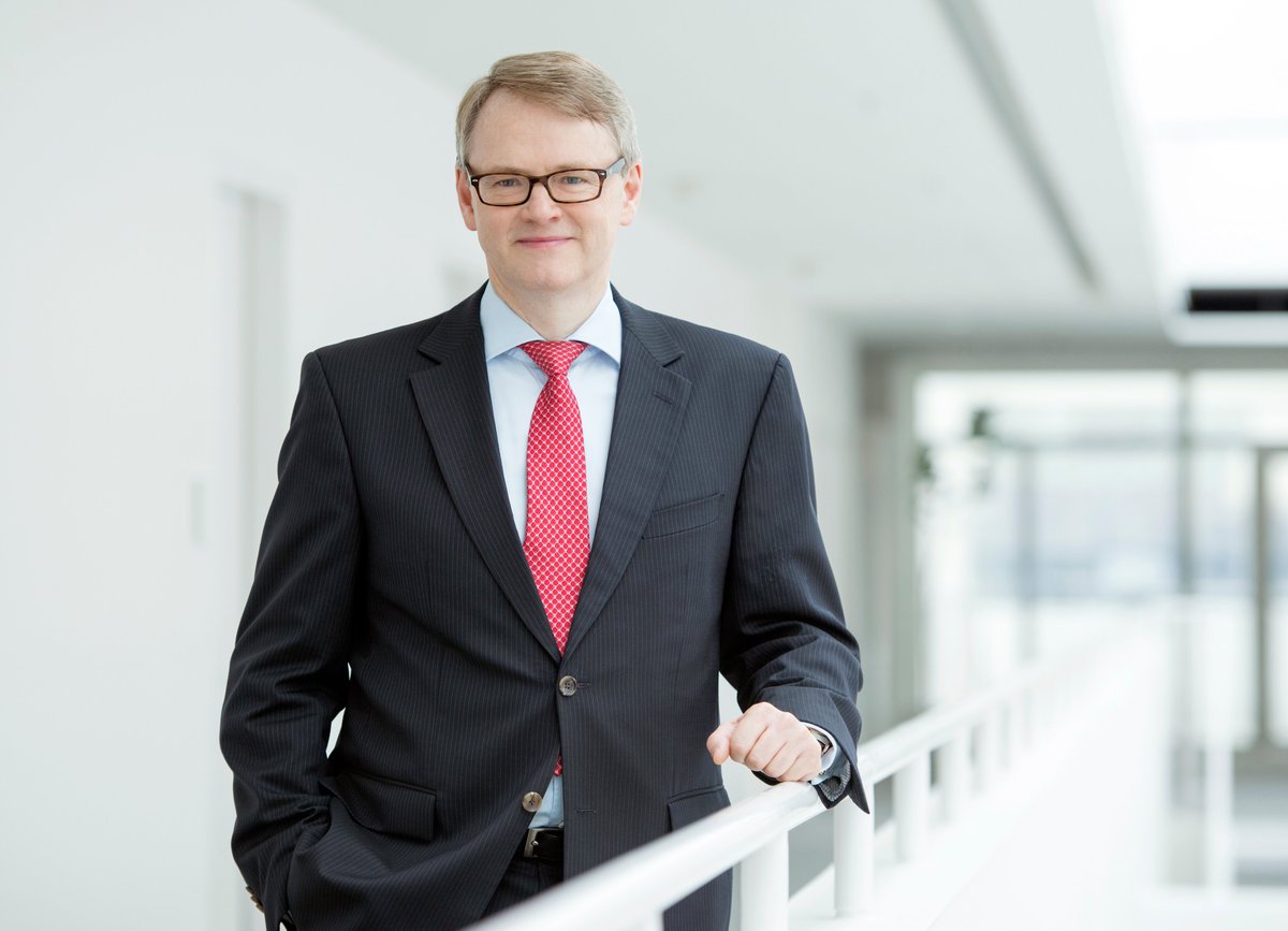 New role for Horst J. Kayser, #Siemens Head of Strategy: Horst will be leading the Portfolio Companies beginning of 2020, suceeding <a href="/JochenEickholt/">Jochen Eickholt</a> who is moving to <a href="/SiemensEnergy/">siemensenergy</a>./fm sie.ag/36msomx