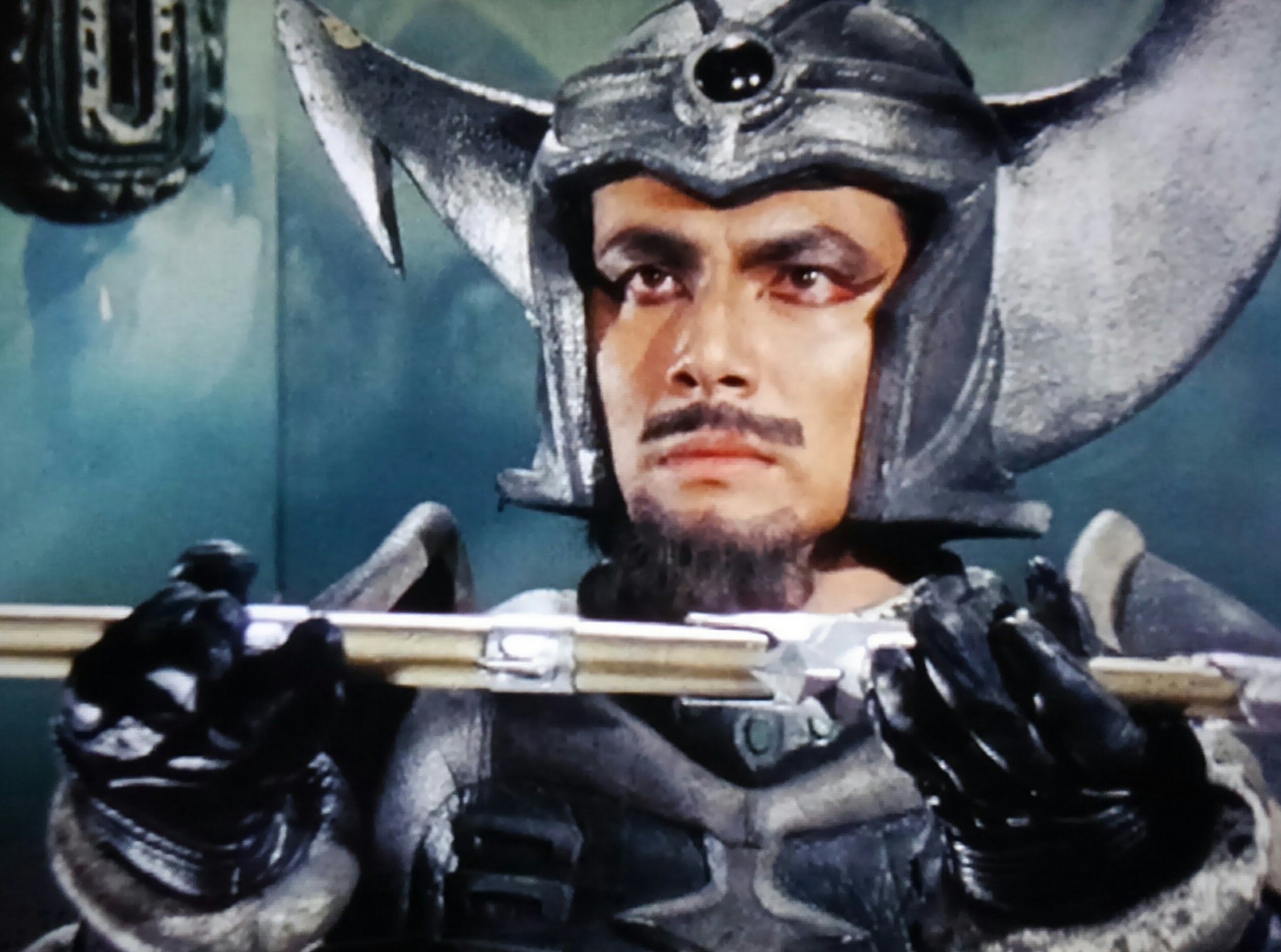 はんぶんオレンジ on X: #電子戦隊デンジマン のヘドラー将軍、ミラー、ケラーのベーダー一族幹部組。第三勢力のバンリキ魔王に実権を奪われてもヘドリアン女王に忠誠を尽くし、ベーダー一族の誇りを守って死んでいった歴代戦隊幹部の中でも屈指の忠臣の鑑。  #死に様が ...