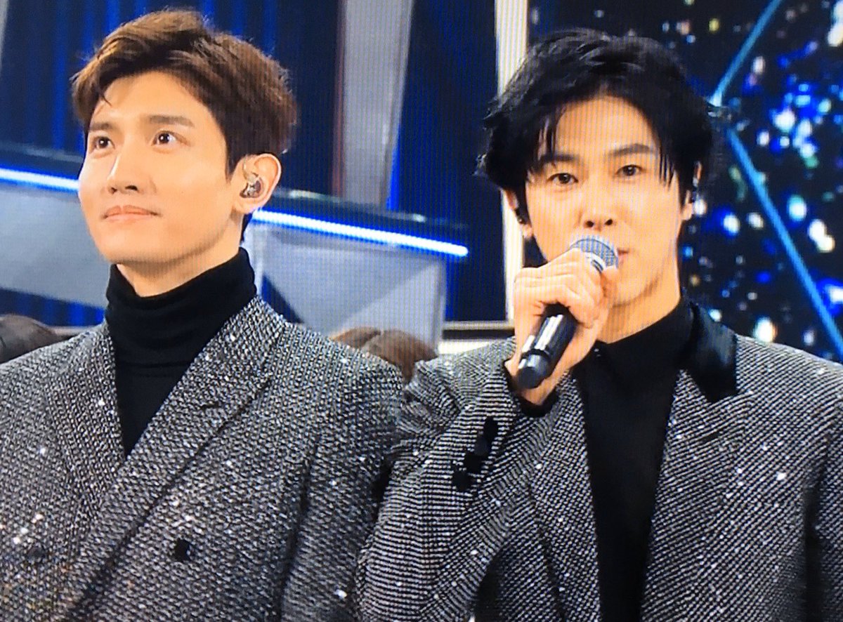 jjjjjaemi's tweet image. ️
今日は最後まで観た❣️

#東方神起FNS楽しみ 
#東方神起
#FNS歌謡祭2019第2夜 
#FNS東方神起

最後はセンターで✨😭
長身だしイケメンだし←
目立つ☺️ 良かった👏🏻👏🏻👏🏻