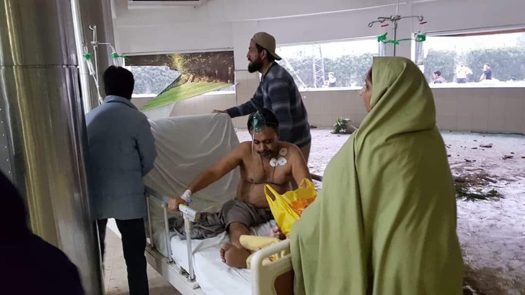 Ammar Rashid (@ammar90pic) on Twitter photo امن کے دنوں کو تو چھوڑئیے جنگوں میں بھی ہسپتال ہمیشہ محفوظ جگہ ہوتے ہیں 
#picunderattack 
#lawyers
#دہشت۰گردی۰نامنظور
#بنانا۰ریپلک امن کے دنوں کو تو چھوڑئیے جنگوں میں بھی ہسپتال ہمیشہ محفوظ جگہ ہوتے ہیں 
#picunderattack 
#lawyers
#دہشت۰گردی۰نامنظور
#بنانا۰ریپلک