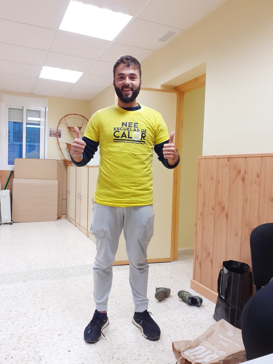 NeeEscuelaDC's tweet photo. Porque hay maneras y maneras de trabajar. Nos dejas sin palabras  como tú lo haces Fran... No hay manera de agradecértelo y no hay forma de entender que peligre un puesto de trabajo tan importante.. Por ti Fran y por el resto de profesionales que no se lo merecen  #El15DYoVoy https://t.co/1LhN7aHgBQ