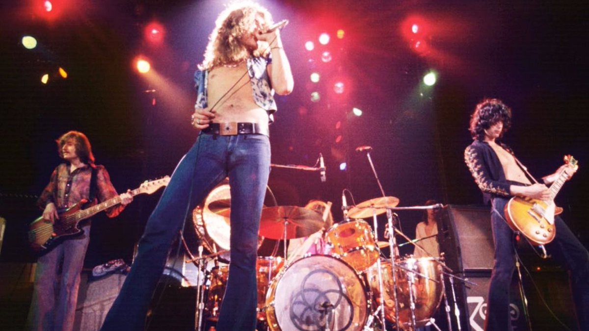 HazloqdebasConx's tweet photo. Los repasos #LedZeppelin y #Ramones son los más vistos esta semana en #Hzlqdbs Qué ganas de subir el de #PinFloyd
Led Zeppelin, repaso a la epopeya de unos dioses musicales
https://t.co/VjkiVUQsa0
Ya tengo derecho a llevar una camiseta de Ramones.
https://t.co/wIRaw21KXx https://t.co/e8DRLaSrTY