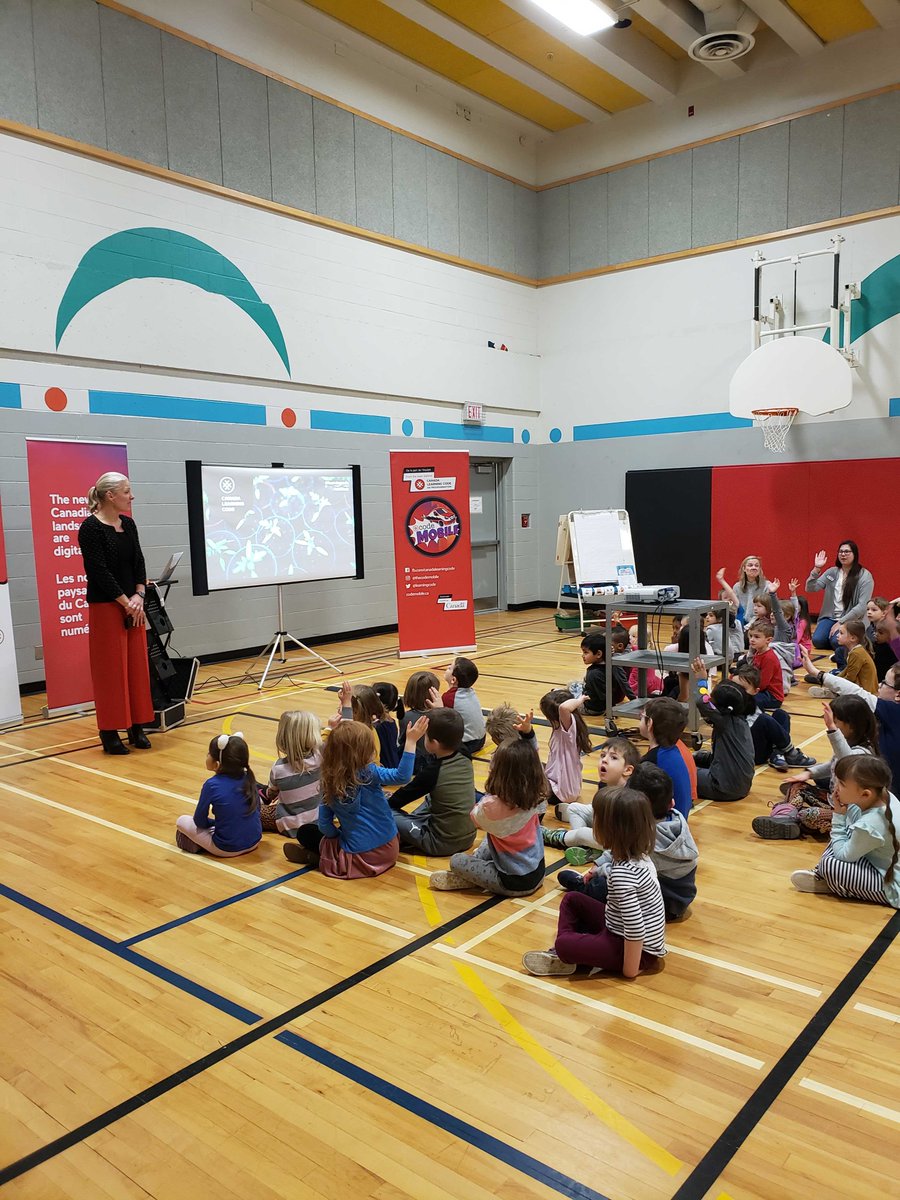 learningcode's tweet image. Thanks @cathmckenna for your warm welcome to our team and group of eager learners today! #clcWeek
